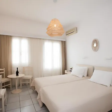 شاريسي Mykonos Town