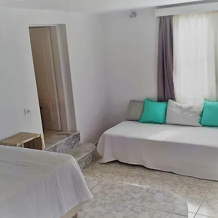 Otel Charissi Mykonos Town