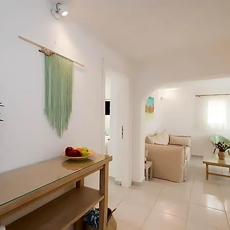 Charissi Hotel