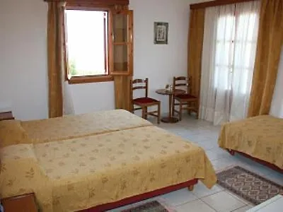 Otel Charissi