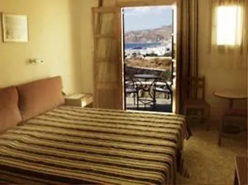 Otel Charissi 3*