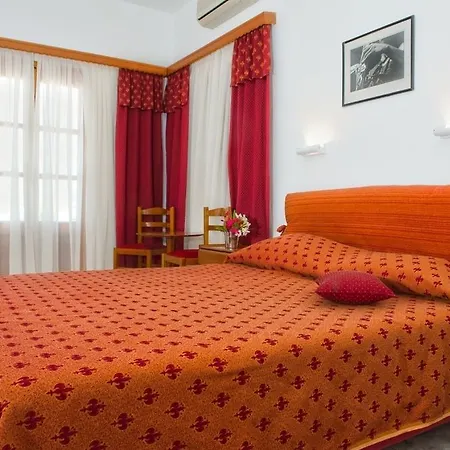 Charissi Hotel Mykonos Town