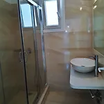 Charissi Otel 3*
