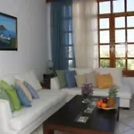 Otel Charissi 3*