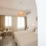 Otel Charissi 3*