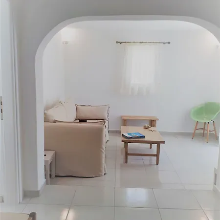 شاريسي Mykonos Town