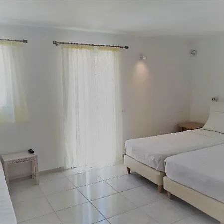 شاريسي 3*
